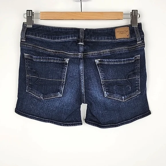 American Eagle Women's Stretch Blue Dark Wash Denim Jean Shorts Size 2 - Picture 2 of 15